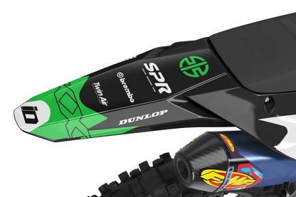 Kawasaki Semi-Custom "Loop" Black/Green